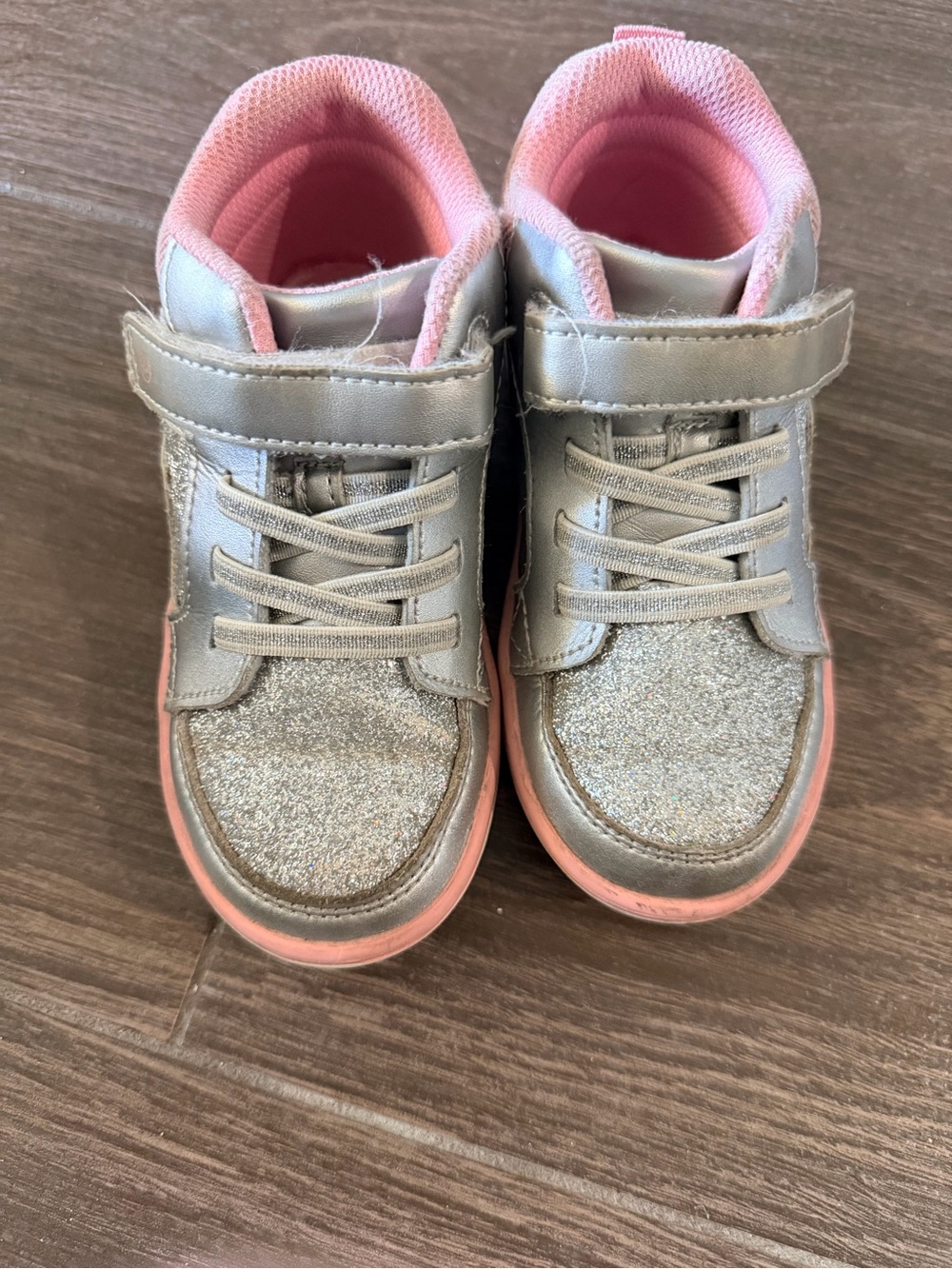 Stride Rite Sparkly Silver High-Top Sneakers – Toddler Girls Size 9.5 (EU 25.5)